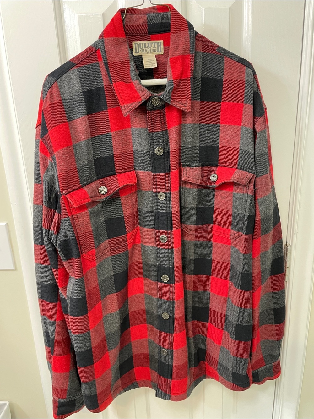 Duluth Trading Co Red & Black Buffalo Plaid Shirt Jacket